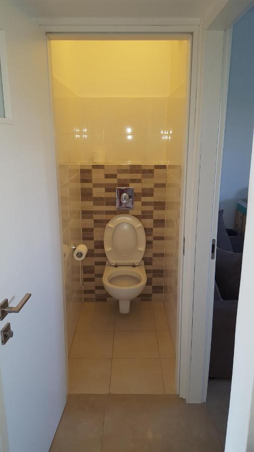 Room Near Sheba Medical Center, And Bar Ilan, And Tlv Airport Qiryat Ono エクステリア 写真