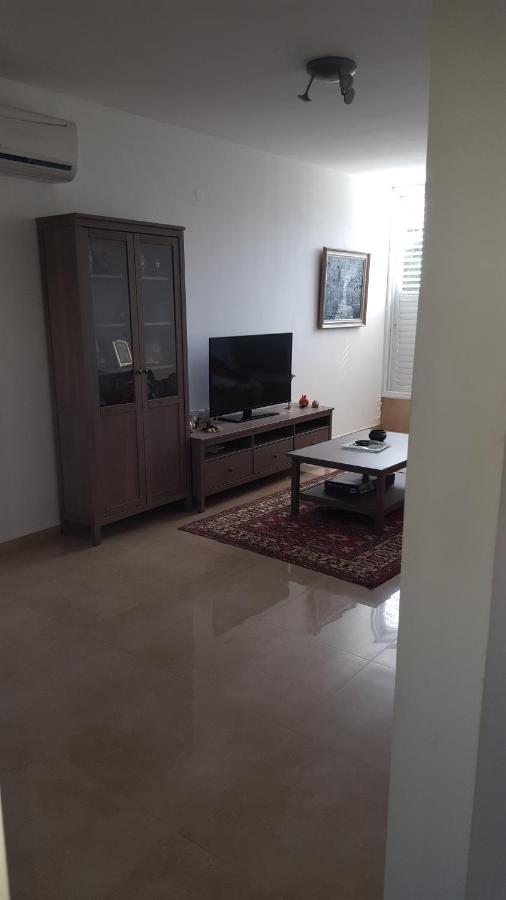 Room Near Sheba Medical Center, And Bar Ilan, And Tlv Airport Qiryat Ono エクステリア 写真